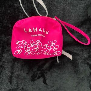 Small pink zipped up baggy.